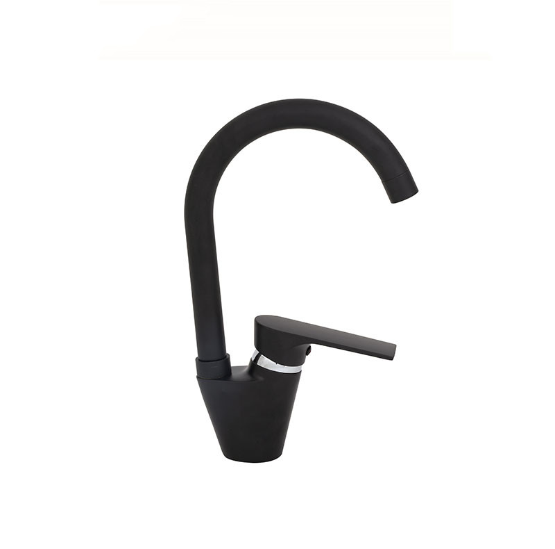 Смеситель для воды на кухне KM1153